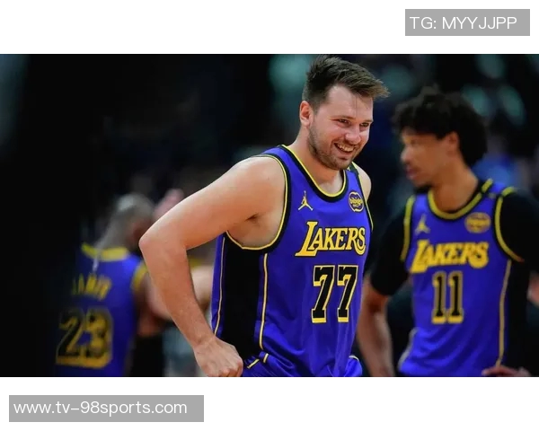 东契奇坦言球队分享球意图强烈但失误频繁影响进攻效率