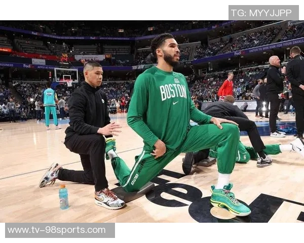 小托马斯谈塔图姆复出应慢慢来强调他是天生的竞争者