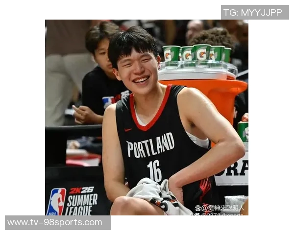 开拓者为何青睐杨瀚森苏群解析其传球能力性格学习潜力与年龄优势