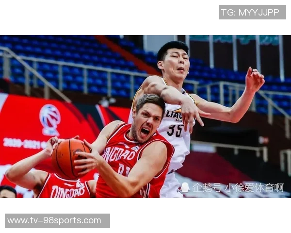 篮板之王庄神16分钟内高效表现12分13篮板8前场板助力球队胜利